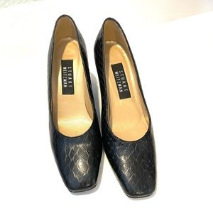 Stuart Weitzman Croc Embossed Black Heels/Pumps